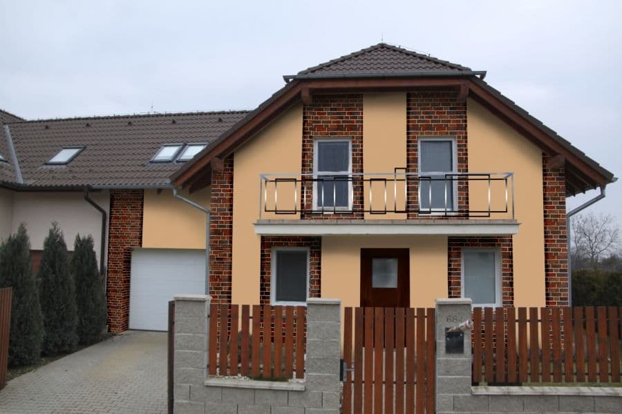 Návrh fasády s cihlovým obkladem - varianta 2