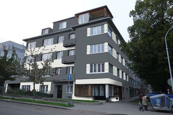 Návrh rekonstrukce fasády - varianta 3 - přední pohled