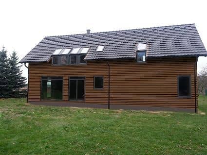 Dřevěný fasádní obklad - varianta 4 - zadní pohled